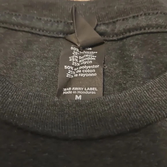 Men's Medium Ooroo T Shirt in Dark Gray - Picture 3 of 5